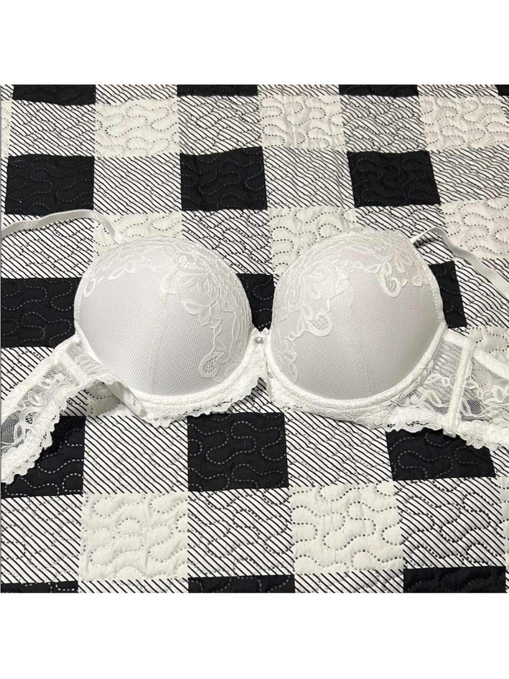 Lace Trim Push-Up Bra - White, Gray, Blush, Nude, Black - Picture 2 of 7
